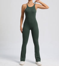 Cargar imagen en el visor de la galería, Cruzado acampanado con fruncido