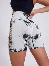 Cargar imagen en el visor de la galería, Tie dye short rasgado