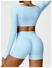 Cargar imagen en el visor de la galería, Conjunto de 2 piezas (short + crop top)