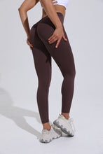 Cargar imagen en el visor de la galería, Legging push up V