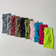 Cargar imagen en el visor de la galería, Short con doble fruncido