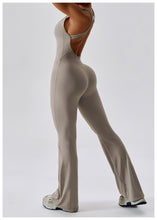 Cargar imagen en el visor de la galería, Mono Aylin campana