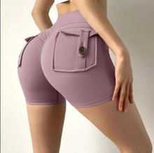 Cargar imagen en el visor de la galería, Short con bolsillos Mia