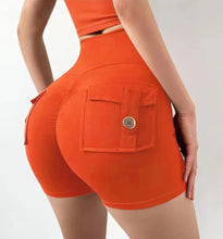 Cargar imagen en el visor de la galería, Short con bolsillos Mia