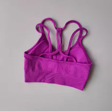 Cargar imagen en el visor de la galería, Top push up canalé