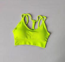 Cargar imagen en el visor de la galería, Top push up canalé