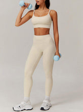 Cargar imagen en el visor de la galería, Yoga set printed