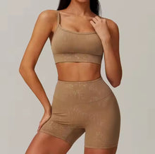 Cargar imagen en el visor de la galería, Yoga set printed