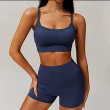 Cargar imagen en el visor de la galería, Yoga set printed