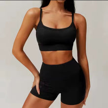 Cargar imagen en el visor de la galería, Yoga set printed