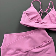 Lade das Bild in den Galerie-Viewer, Bloom Fit (short + top corto)