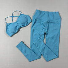 Cargar imagen en el visor de la galería, Set legging + top fruncido