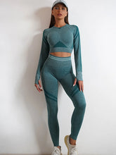 Cargar imagen en el visor de la galería, Set yoga long sleeve
