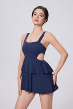 Cargar imagen en el visor de la galería, Vestido deportivo con volantes
