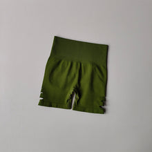 Cargar imagen en el visor de la galería, Pantalones cortos rasgados
