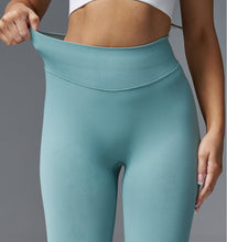 Cargar imagen en el visor de la galería, Peach perfect legging
