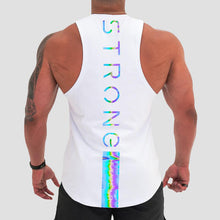 Cargar imagen en el visor de la galería, Camiseta Strong
