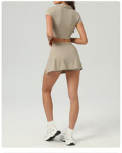 Cargar imagen en el visor de la galería, Conjunto de verano, ideal para tenis , yoga o casual
