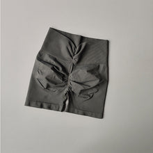 Cargar imagen en el visor de la galería, Short con doble fruncido
