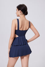 Cargar imagen en el visor de la galería, Vestido deportivo con volantes
