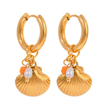 Cargar imagen en el visor de la galería, Pendientes con dije de concha, joyería de verano
