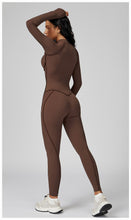 Cargar imagen en el visor de la galería, Mono de manga larga
