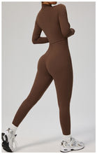 Cargar imagen en el visor de la galería, mono de manga larga ajustado con cremallera frontal
