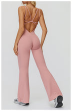 Cargar imagen en el visor de la galería, Mono campana de tirantes con espalda abierta
