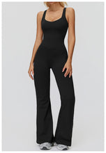 Cargar imagen en el visor de la galería, Mono campana de tirantes con espalda abierta
