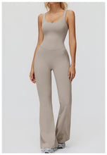 Cargar imagen en el visor de la galería, Mono campana de tirantes con espalda abierta
