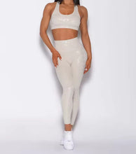 Cargar imagen en el visor de la galería, Conjunto de yoga animal print
