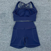 Cargar imagen en el visor de la galería, Set corto con bolsillos y tiras cruzadas
