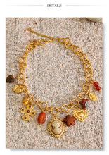 Cargar imagen en el visor de la galería, Collar estilo Rococó

