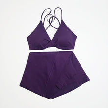 Cargar imagen en el visor de la galería, set tops + leggings campana
