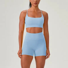 Cargar imagen en el visor de la galería, Power Fit Purple (bra + shorts)
