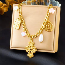 Cargar imagen en el visor de la galería, Collares (Sweet Charms)Golden Mood by Lady Fashion
