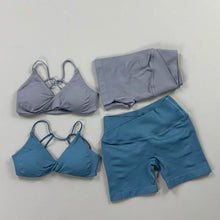 Lade das Bild in den Galerie-Viewer, Bloom Fit (short + top corto)
