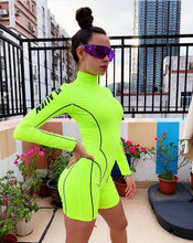 Cargar imagen en el visor de la galería, Enterizo KL Alien
