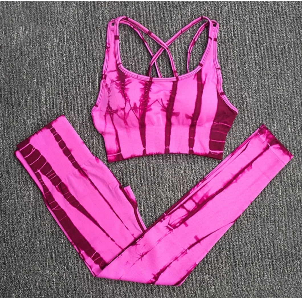 Seamless woman yoga set pink